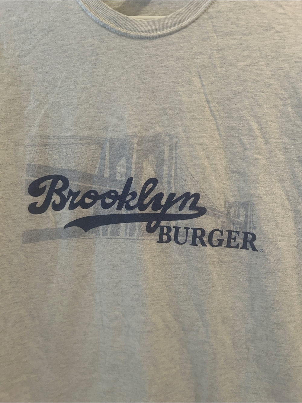 Hanes Brooklyn Burger graphic Heathered gray T-Shirt short sleeves size L(42-44)